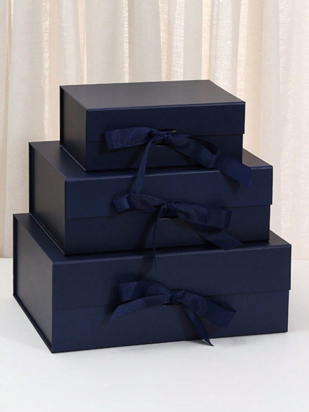 Custom rigid gift boxes